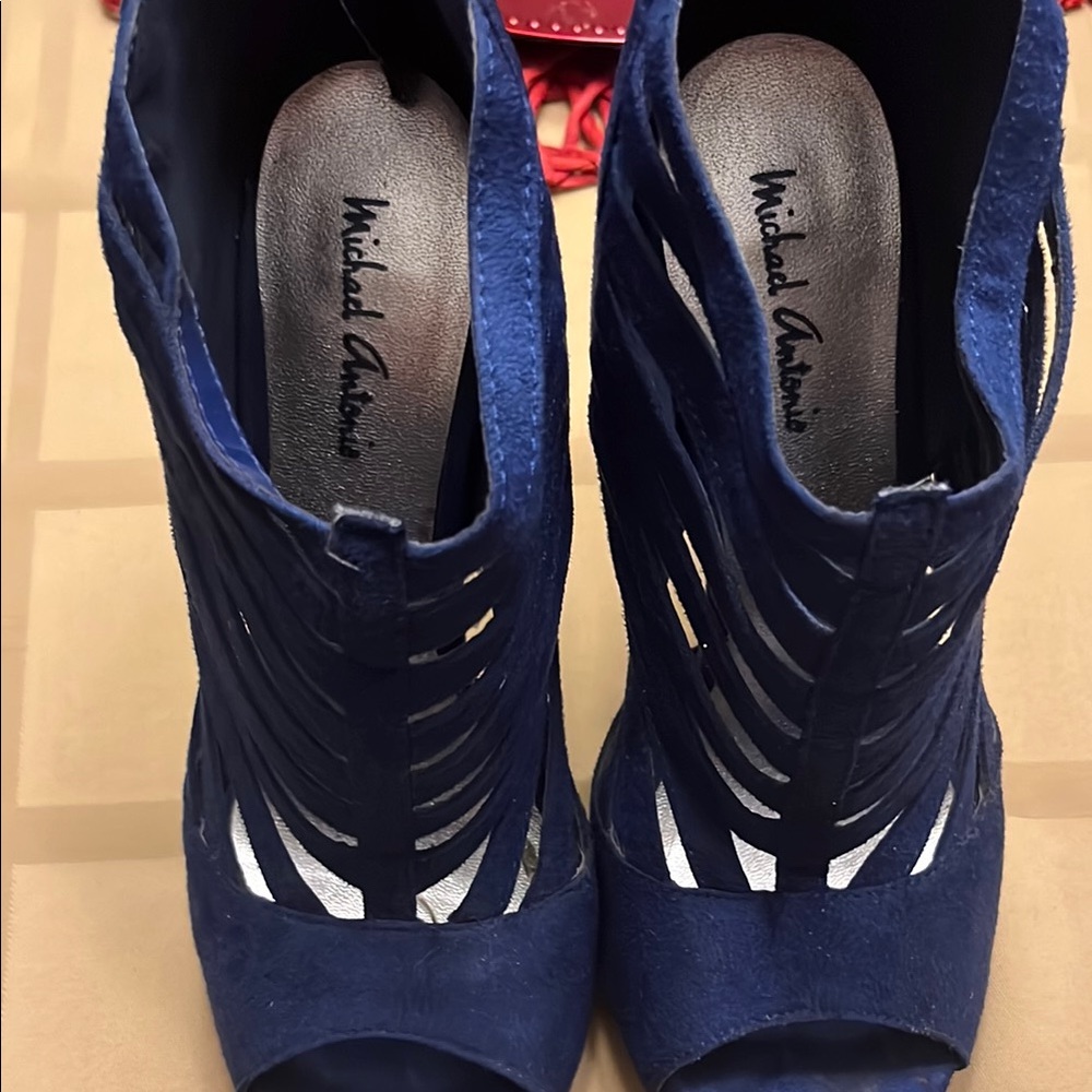 Michael Antonio Women's Blue Heels